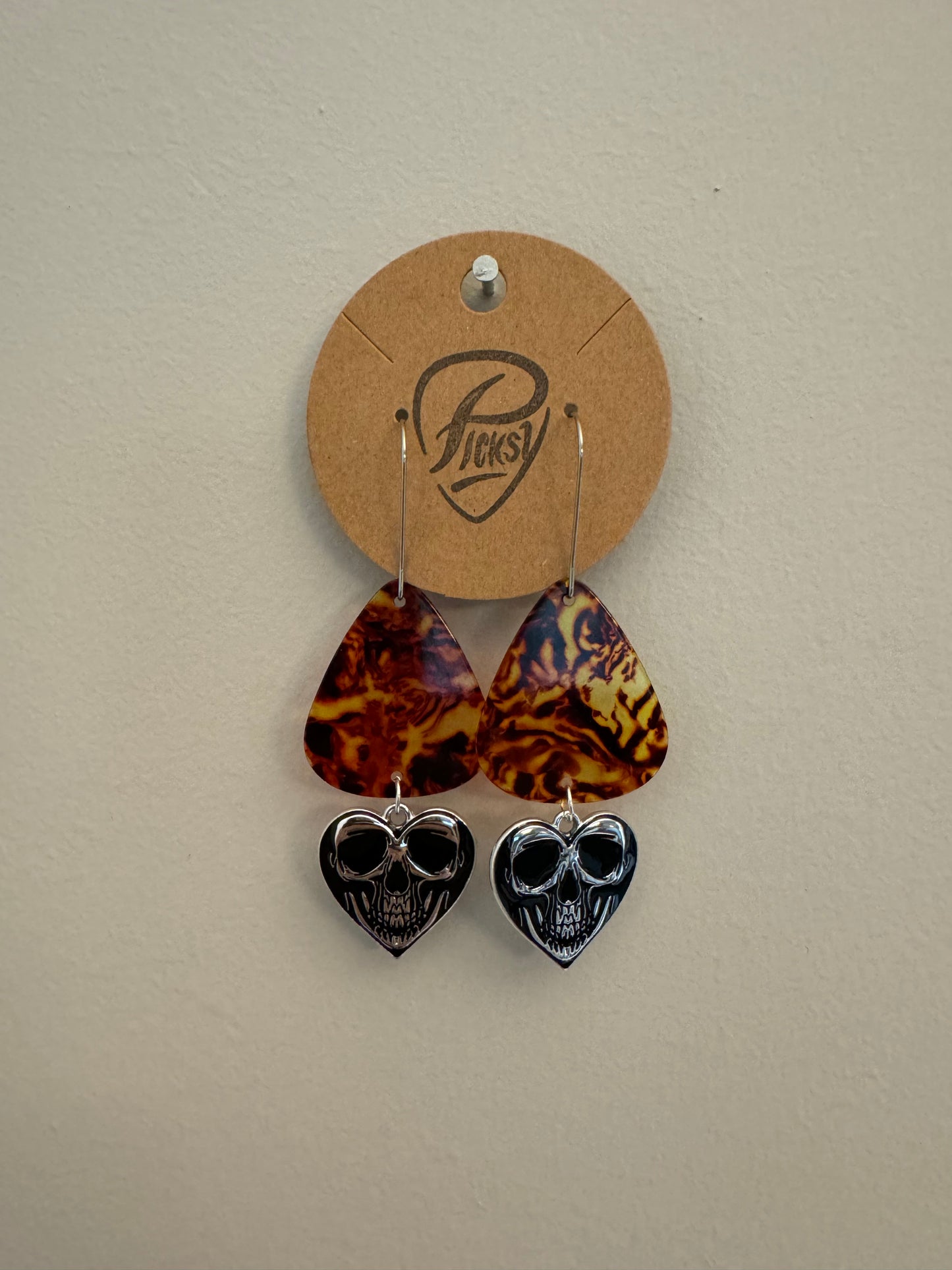 *Spooky* Heart Skull Earrings