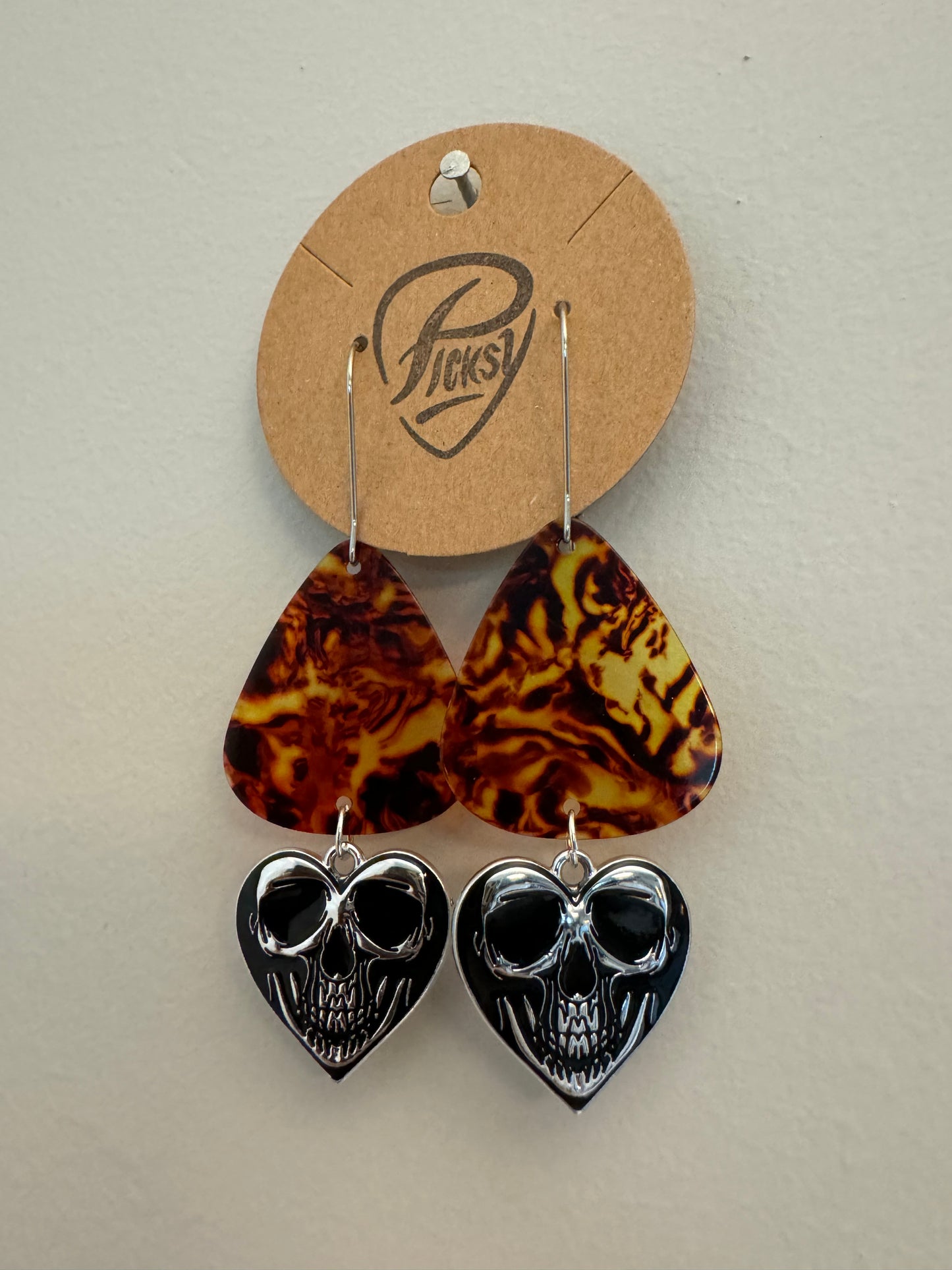 *Spooky* Heart Skull Earrings